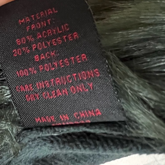 Faux Fur Hooded Scarf w/ Hand Pockets Adrienne Landau EC - Picture 8 of 16